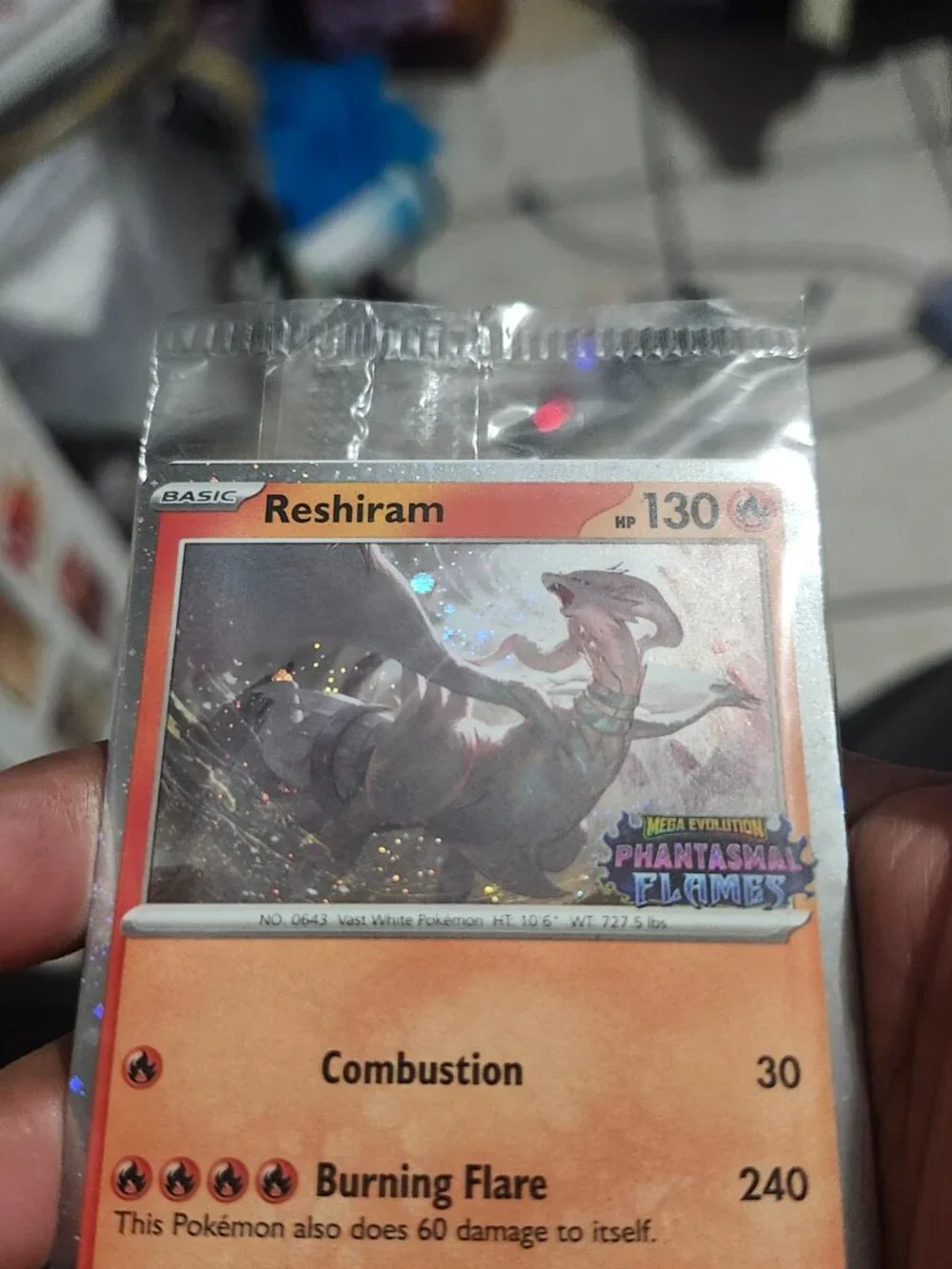 Reshiram Promo Card - Picture 2 of 3